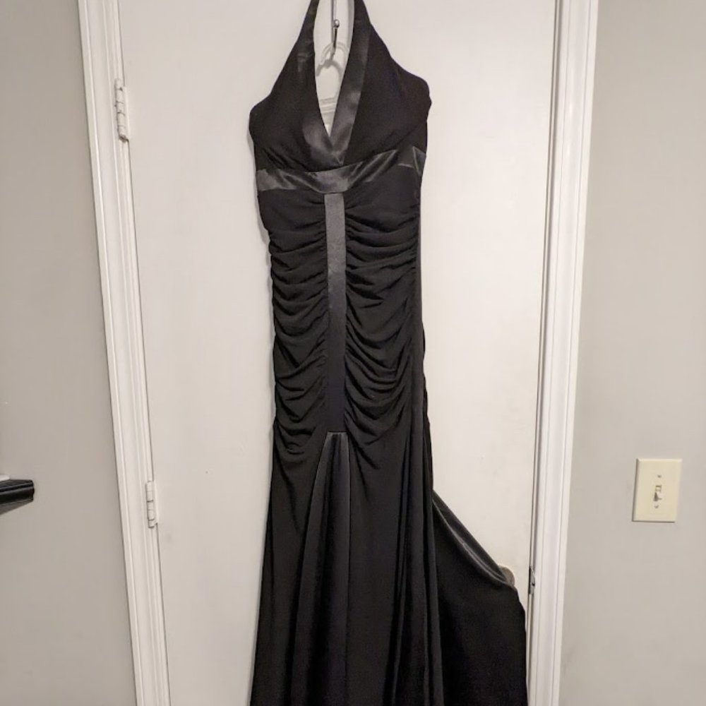 Small Black Mermaid Style Prom Dress